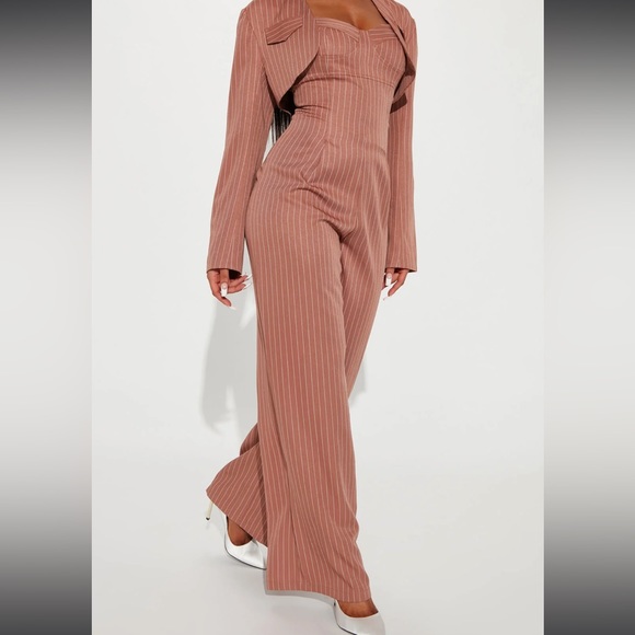 Jumpsuit Set Taupe - Picture 1 of 9